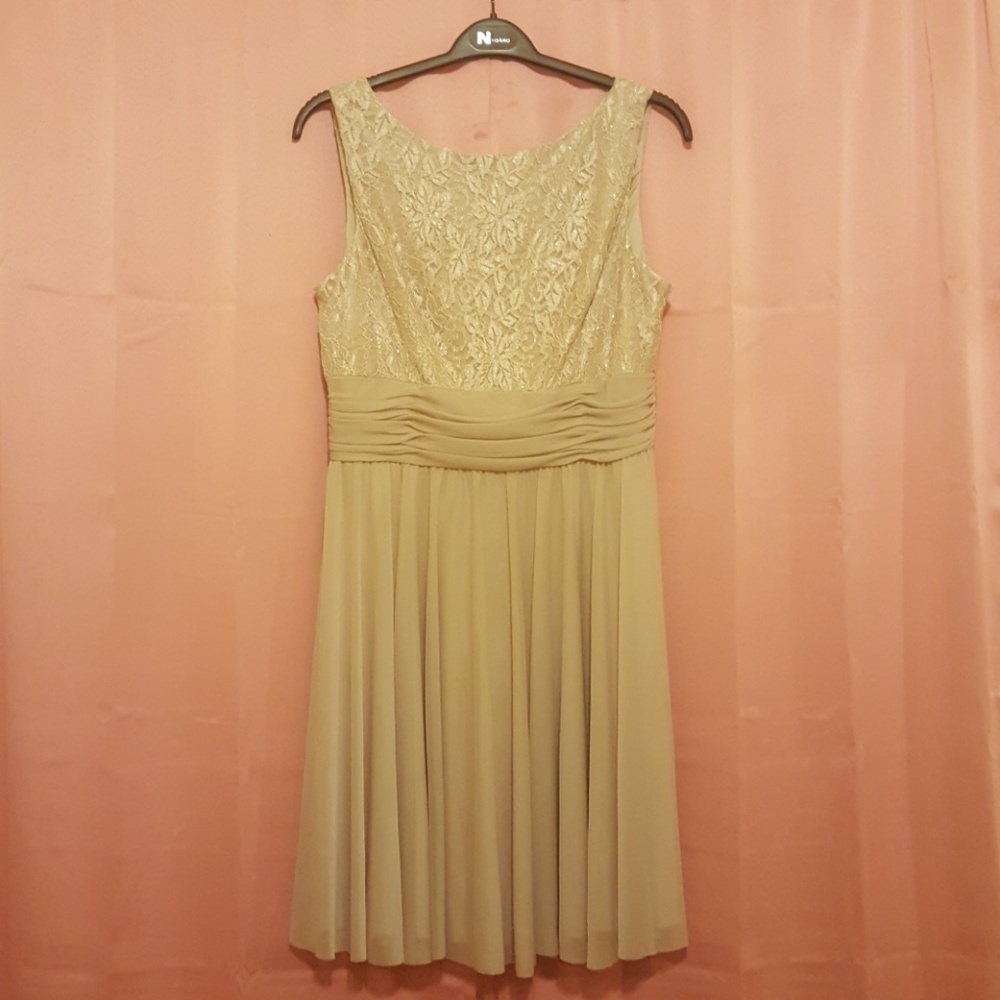 JH Evenings woman dress